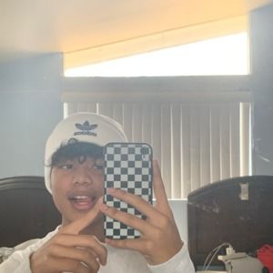 Meet your Posher, Bruce